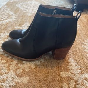 Madewell black leather ankle boots booties 9